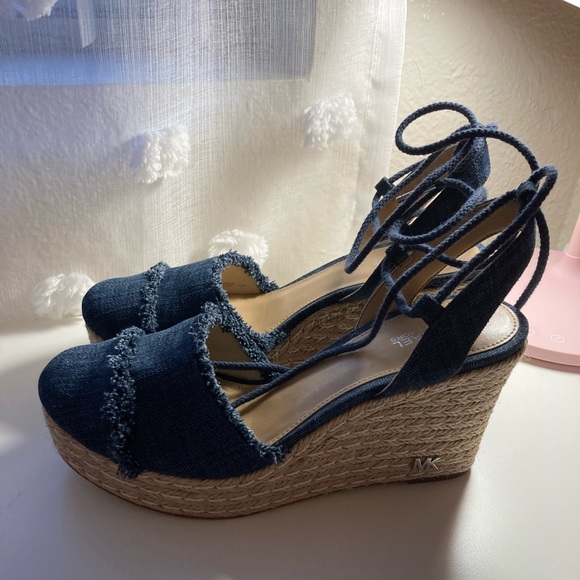 Michael Kors wedges NEW - Picture 1 of 10